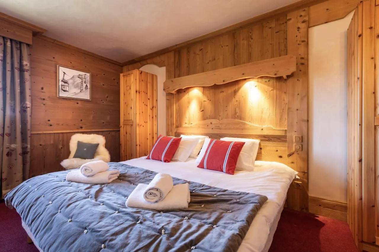 Terresens - Les Cascades Hotel Courchevel 2*,